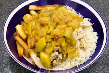 Chicken curry off the bone half and half