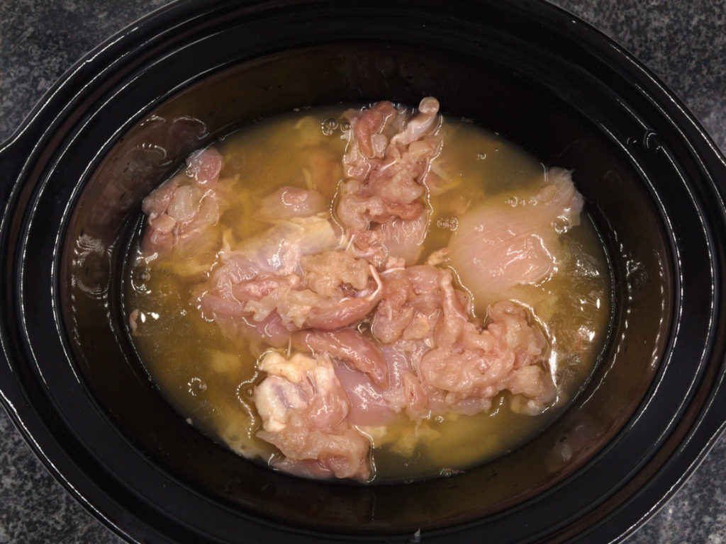 chicken in slowcooker for chicken curry off the bone